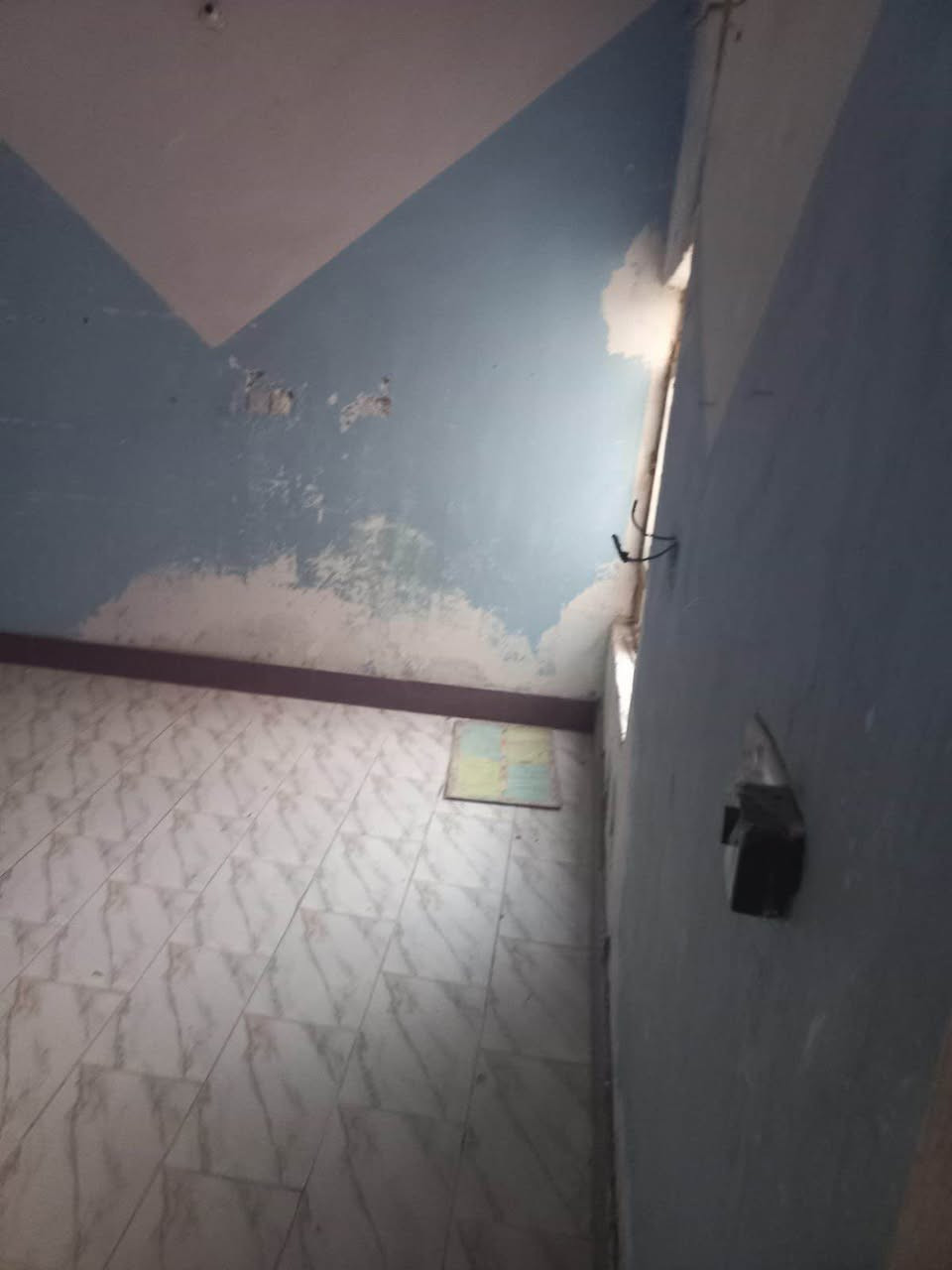 قطعه مع بيت للبيع تنومه قرب جسر الحوامد المساحه الكلي 315 بناء البيت 150 وفضله ١٦٥ متر طابو زراعي  غرفتين وهولين وديوانيه السعر٦٥وبي مجال
تواصل واتساب *********** البصرة, العراق
