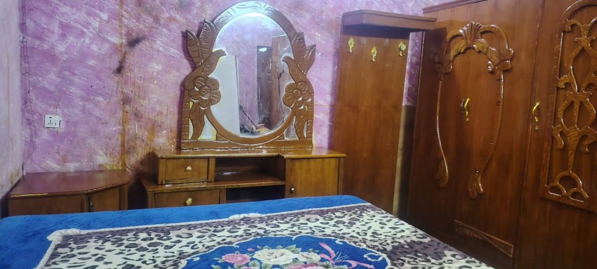 غرفة صاج 5 ابواب نقص تاج جربايه السعر 300 بيه مجال بسيط المكان الحسينيه الراشديه  بغداد يوجد توصيل بل اجره التواصل على الرقم *********** بغداد, العراق
