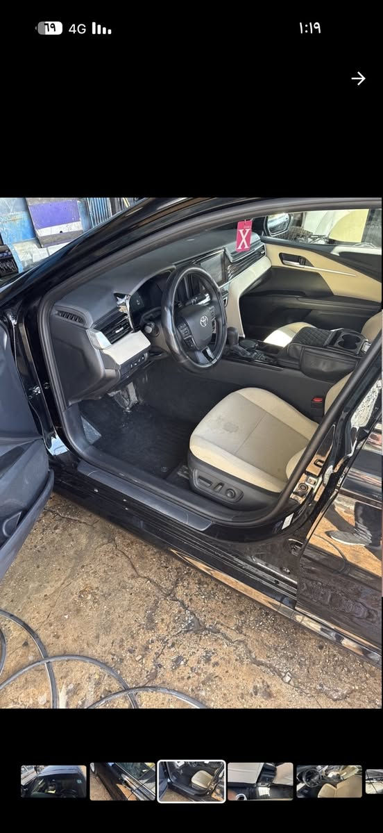 سلام عليكم
كامري موديل٢٠٢٥ خليجي 
وكالة عبد اللطيف جميل 
ماشيه ١٠٥٠٠ 
موصفات E-plus 
السياره كفالة عامة 
بردة خلفيه 
محرك٢٥٠٠ هايبرد 
تبريد قطعتين 
حساس امامي وخلفي 
كامرا خلفيه 
تحكم مقود 
***********
