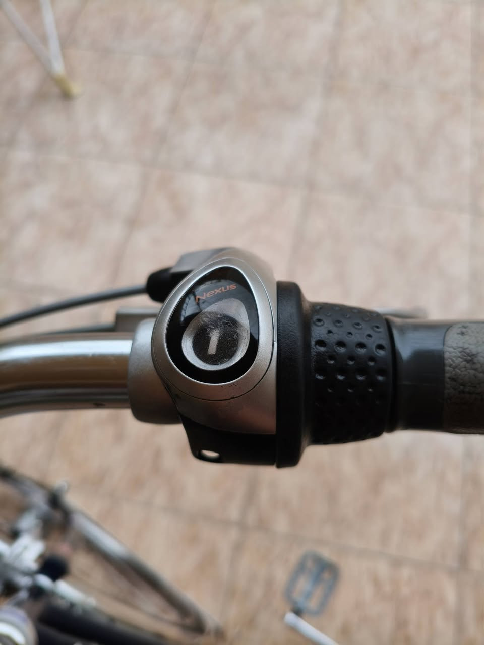 پاسكيلي بالةى ياباني حجم27  موديل2018
قفل مركزى سوكان
ويل نيكل
 لايت  حساس  ماگنيت
٣ گير (150هەزار) هەولێر.                            ***********
