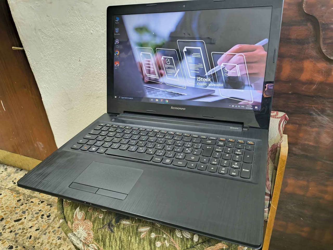 لابتوب لينوفو سلم 
معالج Amd E-7
رام 6 كيكا DDR3
هارد 320 كيكا hdd
كارت شاشة خارجي Amd R2  واحد كيكا 
شاشة حجم 15.6 سلم حديث فول HD
بطارية ممتازة حدود ساعتين 
لابتوب نظافة عالية جدا جدا واداء سلس وسريع 
السعر120
مكاني بغداد الاعظمية بغداد, العراق


**إذا كنت صاحب هذا الإعلان وتريد حذفه لأي سبب، رجاءا أرسل رسالة إلى الدعم الفني**
