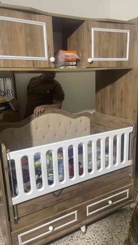 سرير اطفال • متحرك • غير مستعمل