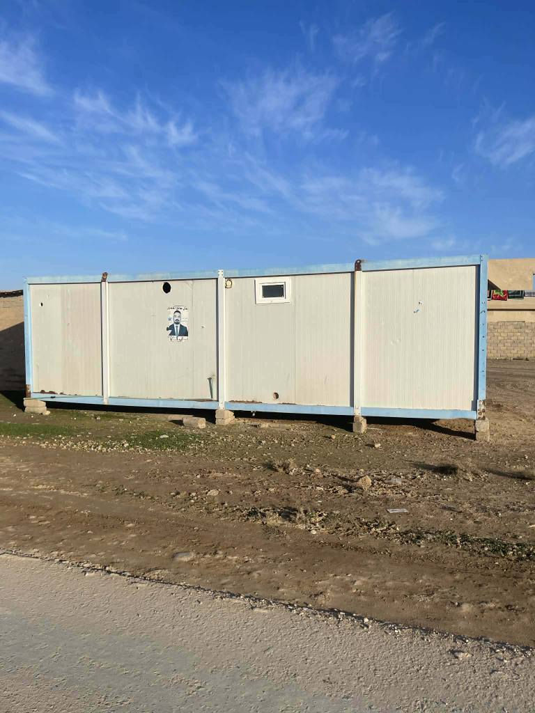 كرفان للبيع

الطول 9  في  3

بي غرفتين + وحمام وممر بينتهم

السعر 22 ورقاء 

شراي تعال خاص ودلل موصل, نينوى


**إذا كنت صاحب هذا الإعلان وتريد حذفه لأي سبب، رجاءا أرسل رسالة إلى الدعم الفني**