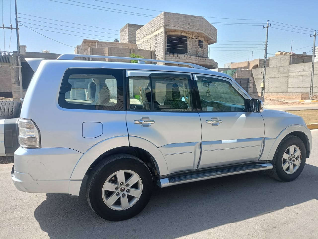 السلام عليكم
باجيرو موديل 2008 حبتور
سنوية بأسمي
فول مواصفات 
مكينة 3000 
رقم بغداد 
سعرها 115 وبيها مجال 
الاستفسار على هذا الرقم ***********
