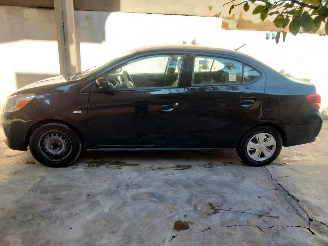 ***********
شوين كةركوك. 
ميراج 

 ٣ پارجةي بيشيي. هةية بيژوري.  
بونيدي. بةسةقفي كةوتوة يةك بست سةقفي. ساردي هةية أربيل, العراق
