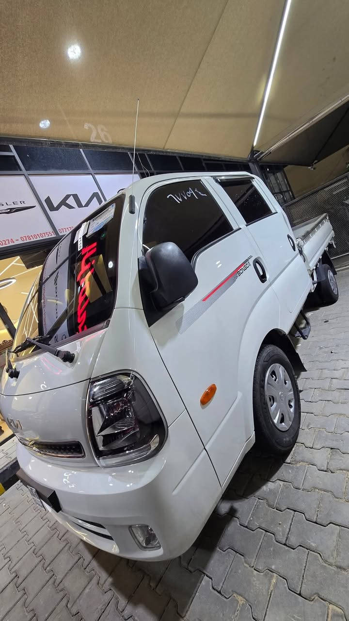 للبيع رجع توفر الكوري الأصلي ✅️
المتانة والقوة والنعومة 
كيا بنكو وارد كوري ٢٠٢٣ شبه زيرو 
3000 مسكر 
قمارة وربع ودبل قمارة 
الكير أوتماتيك 
فول مواصفات فول الفول 
رادار ٣٦٠ 
كامرة وحساس أمامي خلفي 
الخروج عن المسار 
تدفئة تبريد كشنات وكشنات جلد 
مري شفط وتدفئة بالكشن 
حجي السيارات فول الفول 

السعر والتفاصيل تابع الصفحة وأرسل رقم ١ داخل الصفحة للرد الآلي 

أو الأتصال على 
***********
***********
***********
