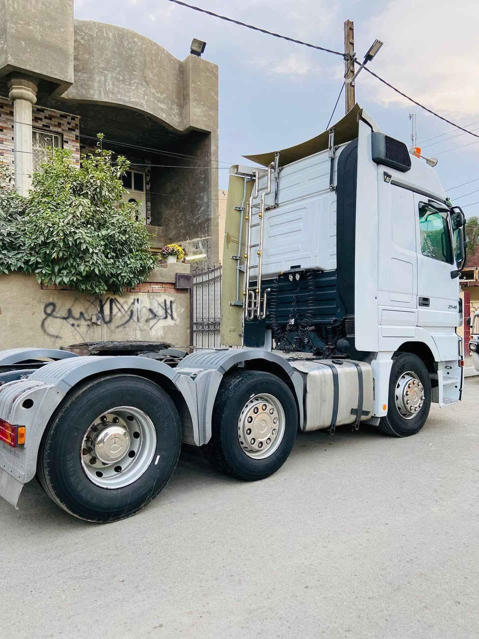 اكتروس موديل ٢٠٠٣ رتايدر ثلاجه تبريد مكفوله من كلشي مربوطه براد شرط التحويل العنوان ديالى بعقوبه *********** او *********** السعر ٣٦٥
