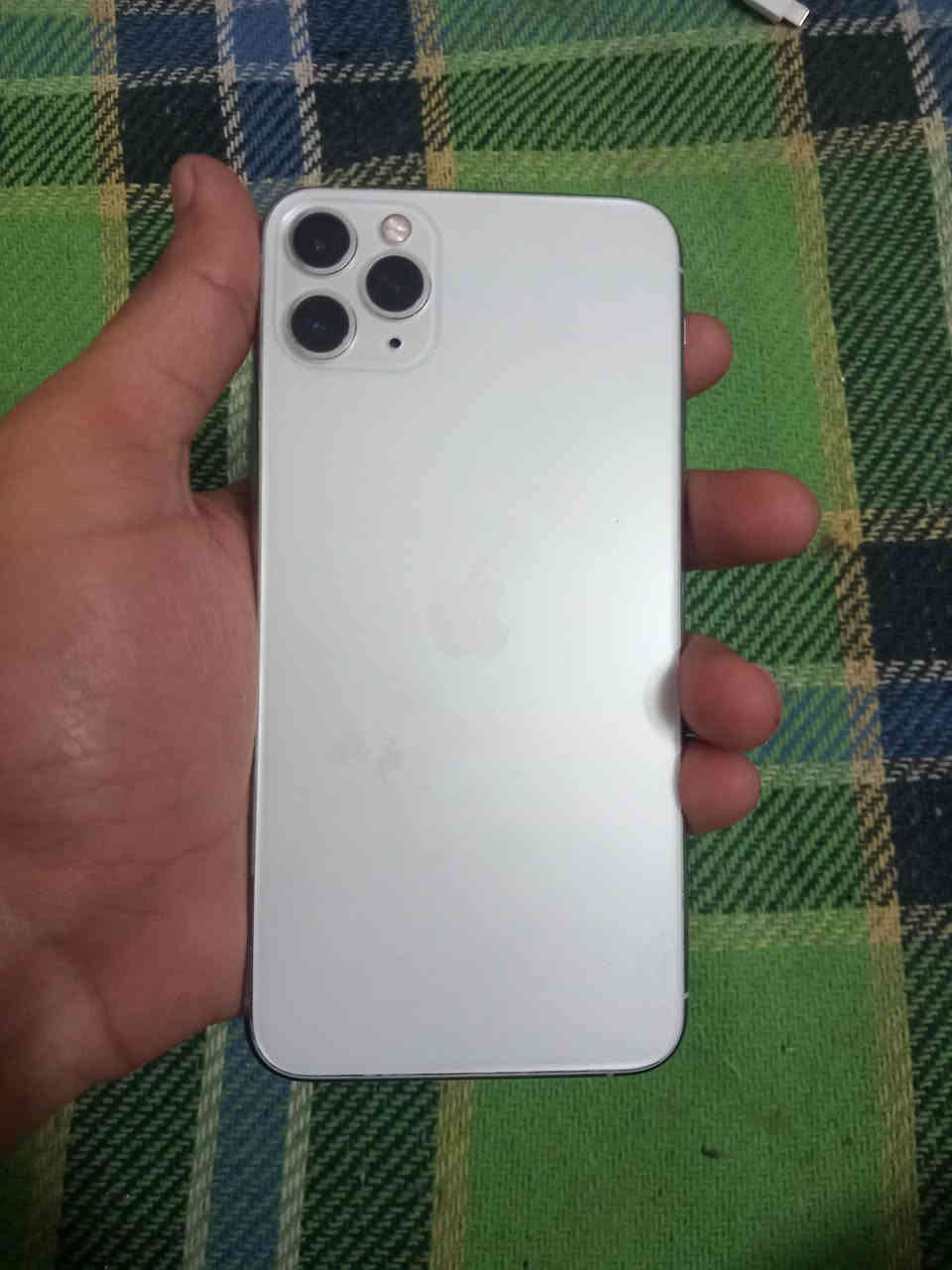 ايفون 11 برو ماكس 256 بطارية 100 مبدلة هي والشاشة اصليات وكالة والفيس ايدي واكف السعر 275 وبي مجال للشراي مكاني بغداد الدورة ***********
