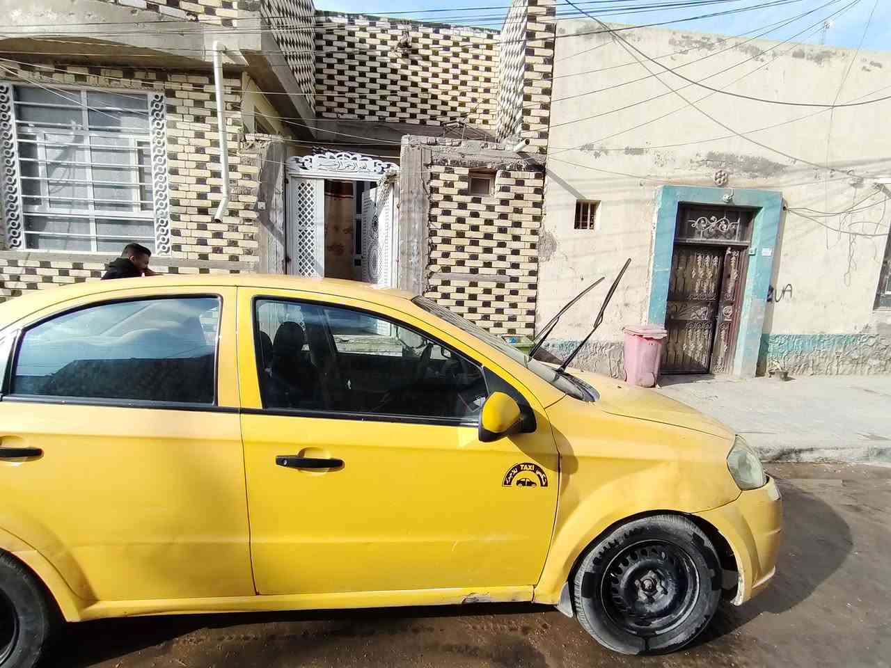 سلام عليكم، افيو 2011 خليجي, اوتوماتيك، بيها تبديل قطعتين، حدادية زينة، گير مكينة مكفول، لسعر 55$ وبيها مجال,  موجود ماسنجر، وواتساب 👈 ***********
