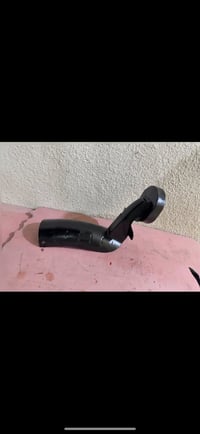 خوذة رياضية • جديد • كامل