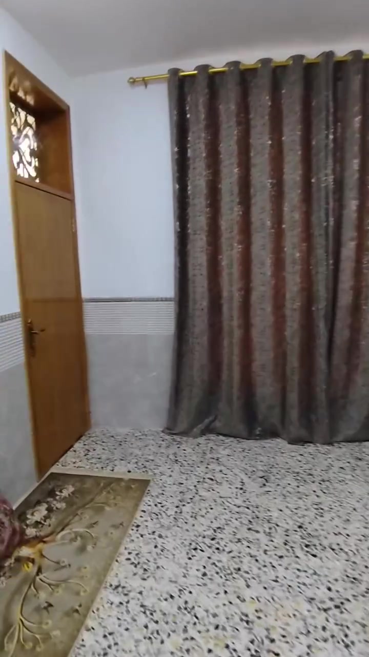 اللهم صل على محمد وآل محمد 
الموقع تقاطع العلويه شريفه نضال
اخوان البيت بناء حديث درجه أول 
 المساحة ٣٧٠
***********
