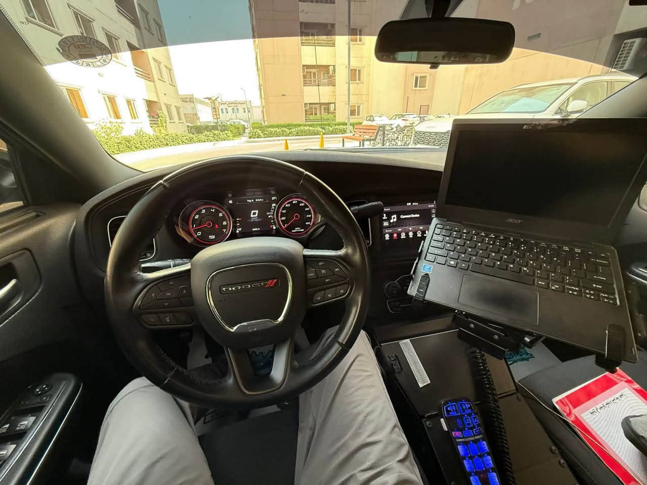 دوج جارجر_ بوليسي 
موديل _ ٢٠٢٠
V8.5700 
الحادث _ الجاملغ الخلفي+ قبق الجنطه (بدون ايرباك) 

السياره الصافره + الحاسبه كلها موجوده وياها 
السياره جديده 
مكان السياره بغداد
معرفه السعر التواصل مع هاذا الرقم :***********
