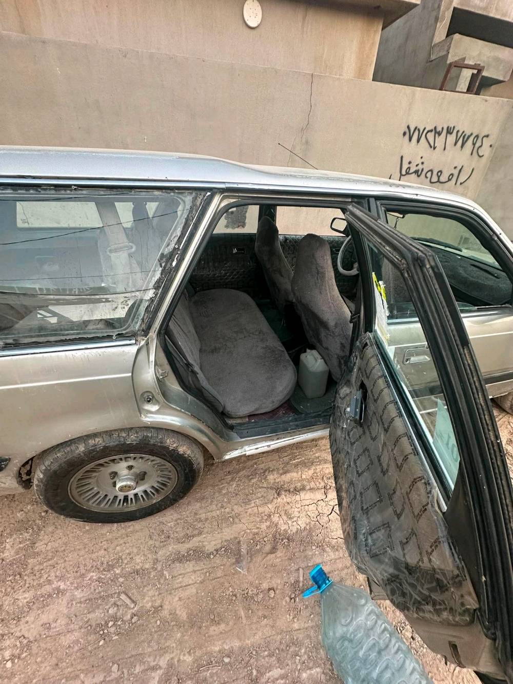 مازده 1990  626محرك 8 بخ فول اقتصادي  سنويه مجدده ل 2031 بسمي شرط التحويل والغرامات  مقدمه بيها بطاقه بانزين يرادلها ترتيبات بصيطه رايدها 33 وبيها مجال مكاني كركوك.***********