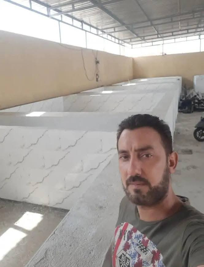 خلفه تطبيك جميع الارضيات ولجدران شغل ليزدرجه اولى هاتف***********
