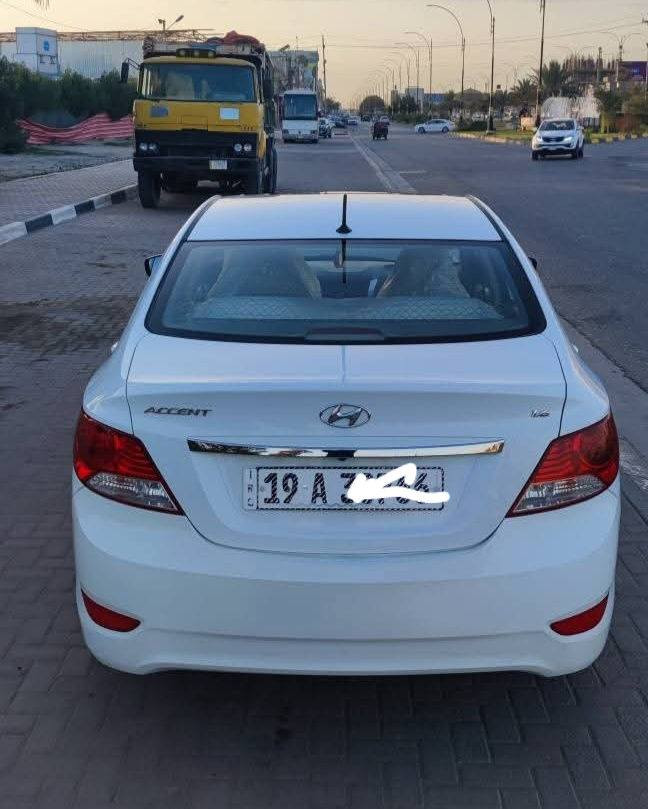 اكسنت خليجي ٢٠١٥ كربلاء السياره فول جاهزه والحمد لله  السونار مرفق صبغ بدون دواخل السعر ٩٥ للاتصال ***********
