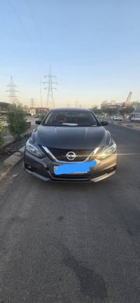 التيما SR • ٢٠١٧ • كالار