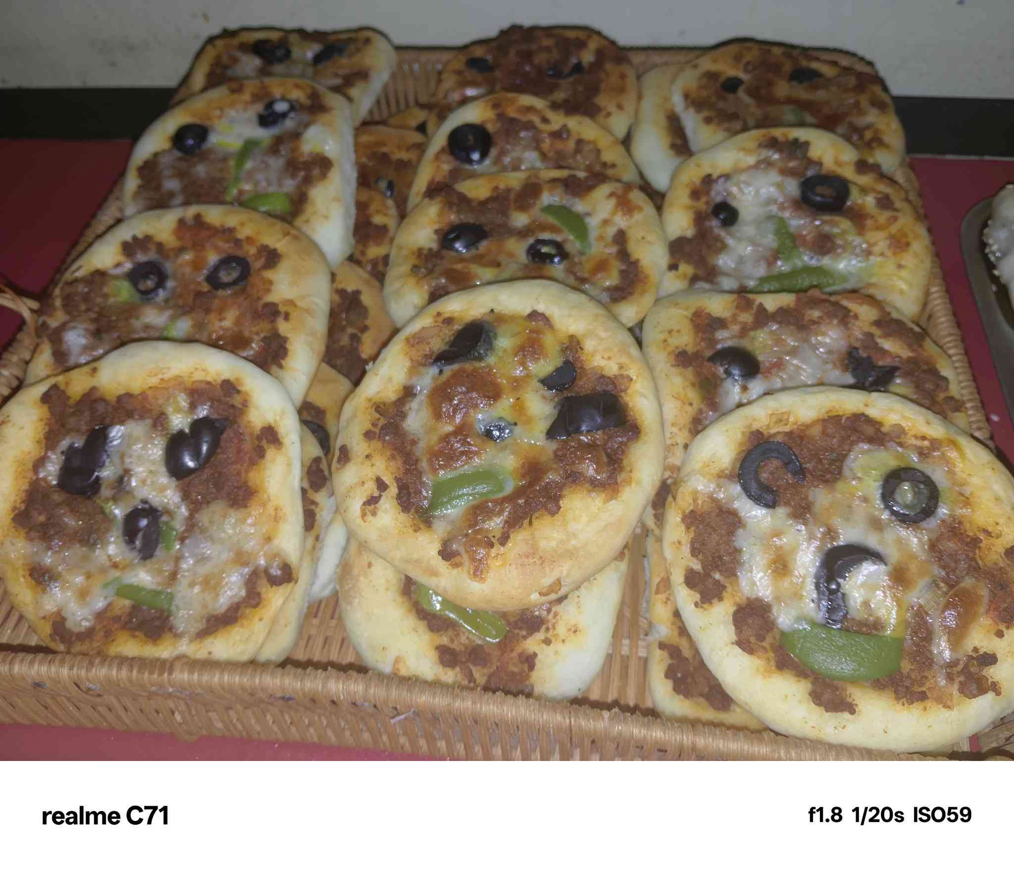 السلام عليكم حبايبي رمضان مبارك عليكم عيوني كلشي متوفر يم نــفـــــس للاطـــــعــــه كبب ومعجنات بنواعهة وبورك لحم وبورك جبن وفطائر بلجبن ولكرفس ولزعتر وفطائر لحم ولحم بعجين كليجة طلب سريع تفيدكم فطور سحور  يوجد توصيل داخل شهربان  وهلا وسهلا بحضرتكم


**إذا كنت صاحب هذا الإعلان وتريد حذفه لأي سبب، رجاءا أرسل رسالة إلى الدعم الفني**