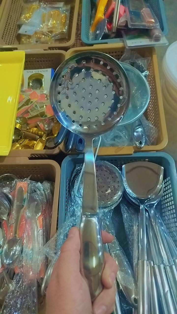 کەوگیری ئیستيلی ئەصلي بالەی ئەورووپی بەکارنەهاتوو
ناونیشان/سەیدسادق/نزیک مزگەوتی عومەری کوڕی خەتاب/بەرامبەری پارکەکە/یان خوار ئاوەکەی حەسار


**إذا كنت صاحب هذا الإعلان وتريد حذفه لأي سبب، رجاءا أرسل رسالة إلى الدعم الفني**