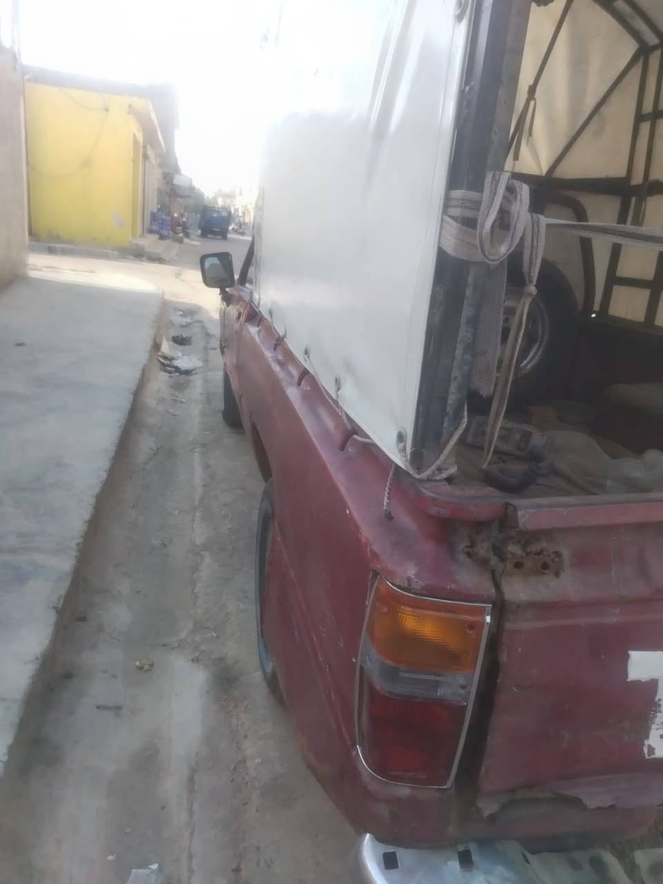 بيكم 85 رقم ديالى كير مكينه واكسل مكفول بدون خياس شاصي نضييف جدا كهربائيات كلها شغاله تبريد شغال تخم تاير سياره خير من الله مسجل سماعات عنوان بعقوبه *********** سعر 28 وبيها مجال بسيط
