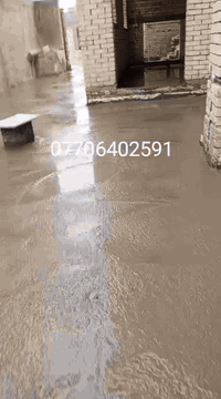 سلام عليكم اخوان احنه نشتغل صب نضافه بيتونه تصليطه صطح كراج ارضيه رباط طارمه جميع الصب كادر متكامل بسعار مناسبه ***********و ***********
