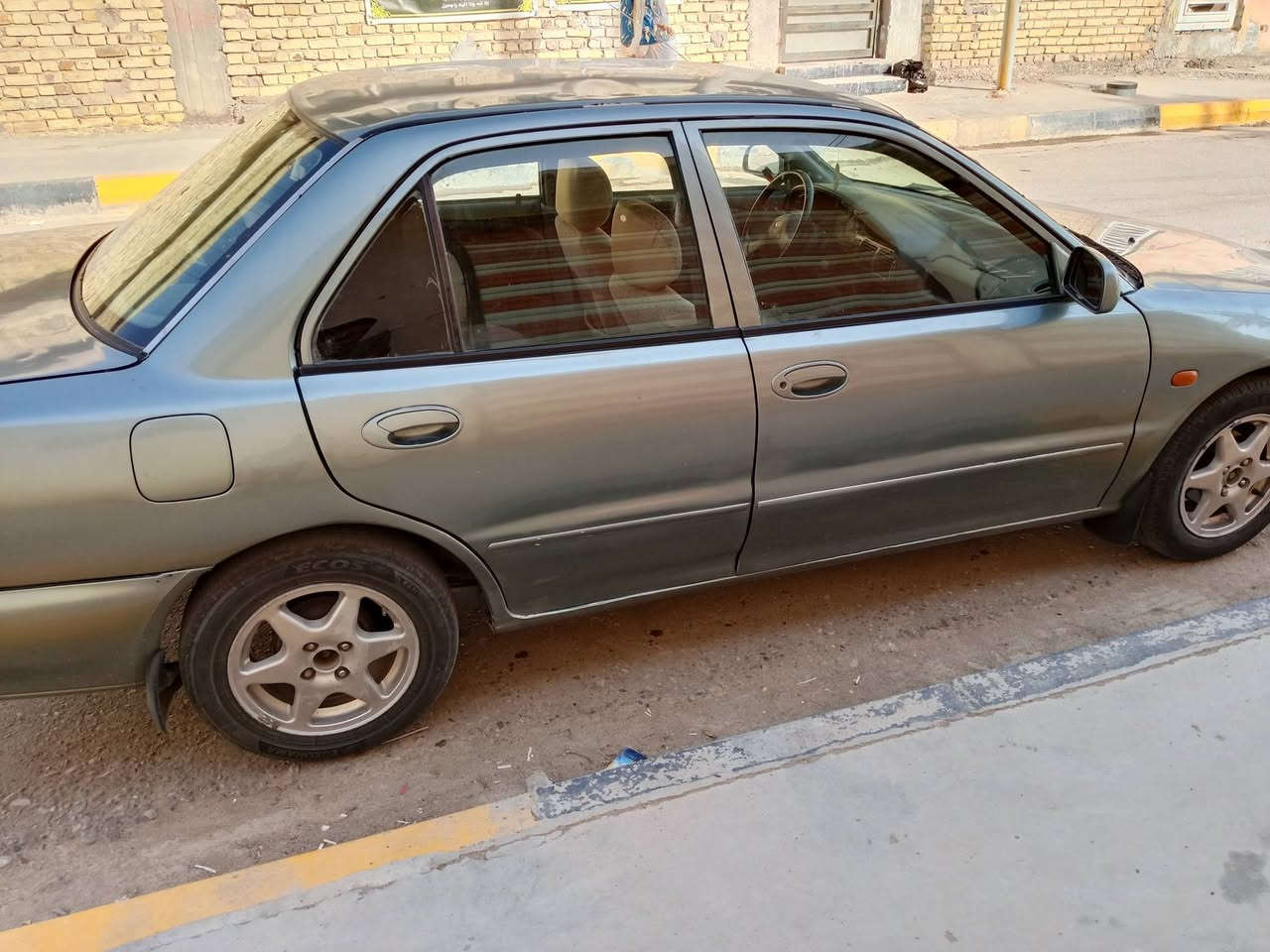 السلام عليكم
بروتون ويرا موديل2005 كير اوتو محرك كابريتر رقم بغداد دولي السنوية لحد2028 احولك مباشر كير محرك بشرط صدر جديد غرفة نظيفة تبريد شغال ثلج ضرر بسيط بالبنيد صبغ  عام جمالية أثر الجراد لان لونها زيتوني ….السياره حلوه وناعمه 
العنوان واسط الصويره 
السعر 50 وبيها مجال شي بسيط 
رقم الهاتف *********** & ***********
