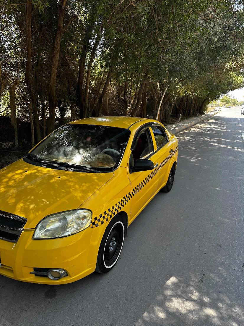 سلام عليكم للبيع افيو صفرة 2011 جديدة السيارة جاهزة مصفرهة هيئة و غرامه كير عادي السيارة مكينه و كير و حدادية مكفولات رقم قادسية راعيه هنا بل نجف سيارة جاهزة مال تكسي
السعر 50 ورقة بيهة مجال بسيط
مكاني نجف كوفة 
للاتصال *********** النجف, العراق
