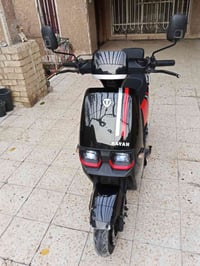 دراجة شحن ام عيون نضيفة ست بطاريات كبار السعر750 الف وبيها مجال للاستف...