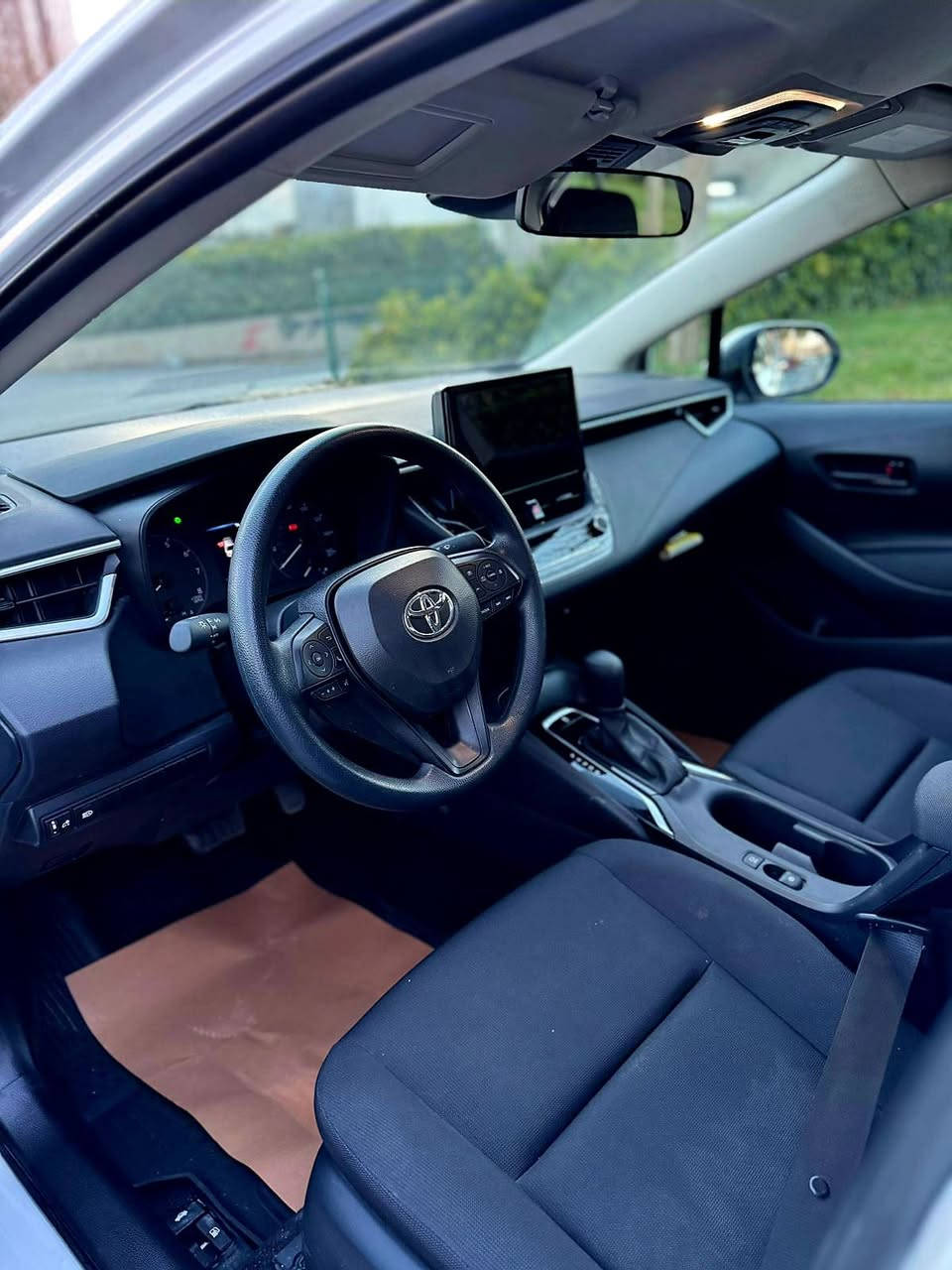 toyota crolla LE ***********
مؤديل 2024  4 هه زار رؤشتووه وه ك صفره 
مواصفات LE 
(شاشه گه وره ، ٥ رادار ، بريك به سمه ، تحديد سورعه ، لايت زينؤن ، خه تى جاده ) نيوو جاملغ سبوغ سئ شوينى بچوك PDR پشت و بيش كه بس هه موو شتيكى به شه رت ( گيروو مكينه تبريد ، رادار به رد بلادي ) هموو شتي شريكه يه )*********** أربيل, العراق
