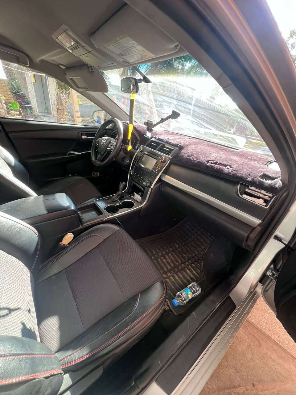 السلام عليكم كامري 17بيهة قطعتين چاملغ وبنيد للبيع للستفسار الاتصال ***********
