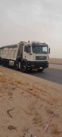 سلام وعليكم مان عكرب للبيع  موديل 2003 مكينه  410 جديده رقم واسط مسجله...