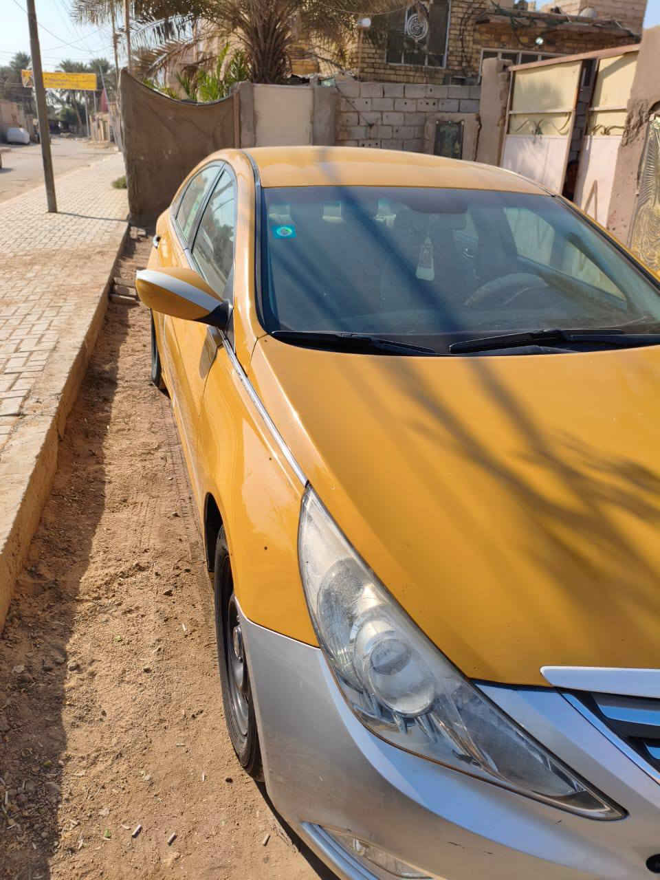 السلام عليكم سوناتا موديل 12
وارد امريكي بيهة ثلاث قطع
جاملغين وبنيد الداخل اصبع ماواصله 
مصفرة هيئة وغرامات ربع ماعليهة
رقم بابل انكليزي مكانهة ديوانية
سعر 88بيهة مجال ***********
وترهم مراوس بمقدس او اوبتما
