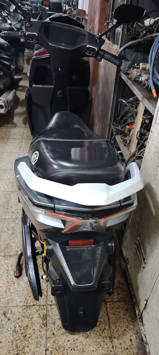 للبيع سكنس 6باتريات مصطره شرط عل فحص السعر 450 
***********
***********
