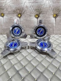 شاخات موستنك • أصلية • ثلاثية