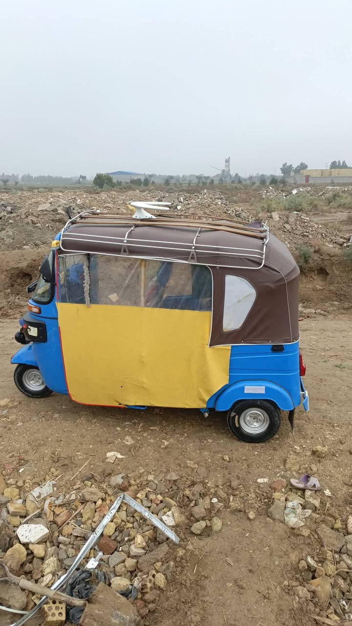 سلام عليكم تكتك لبيع 21شهر11رقم بسمي تحويل ثاني يوم نتصال على رقم ***********
