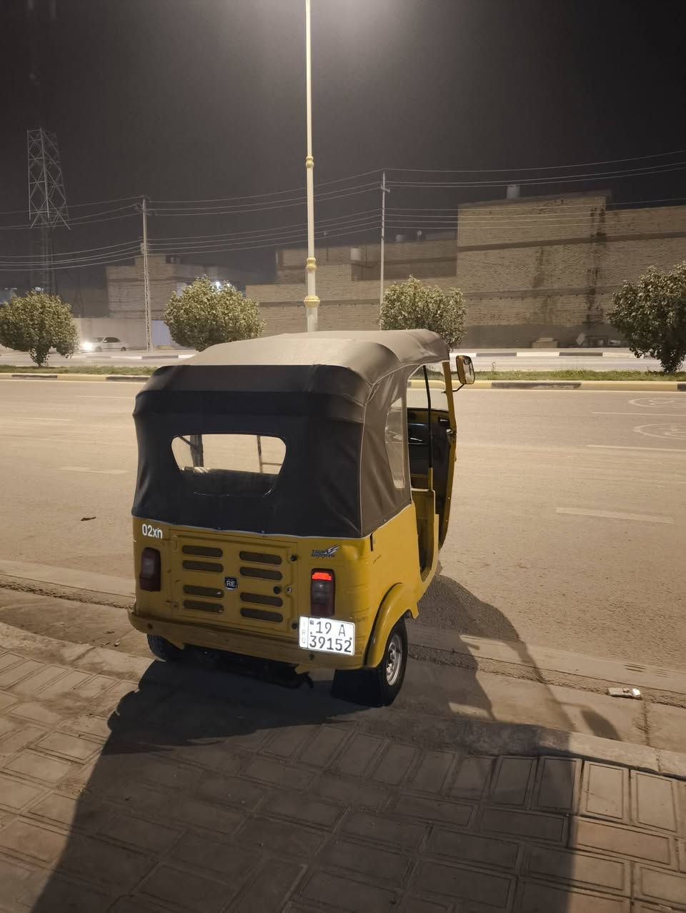 السلام عليكم حبايب تكتك البيع موديل 19سنويه ورقم المكان كربلاء رقم ***********
