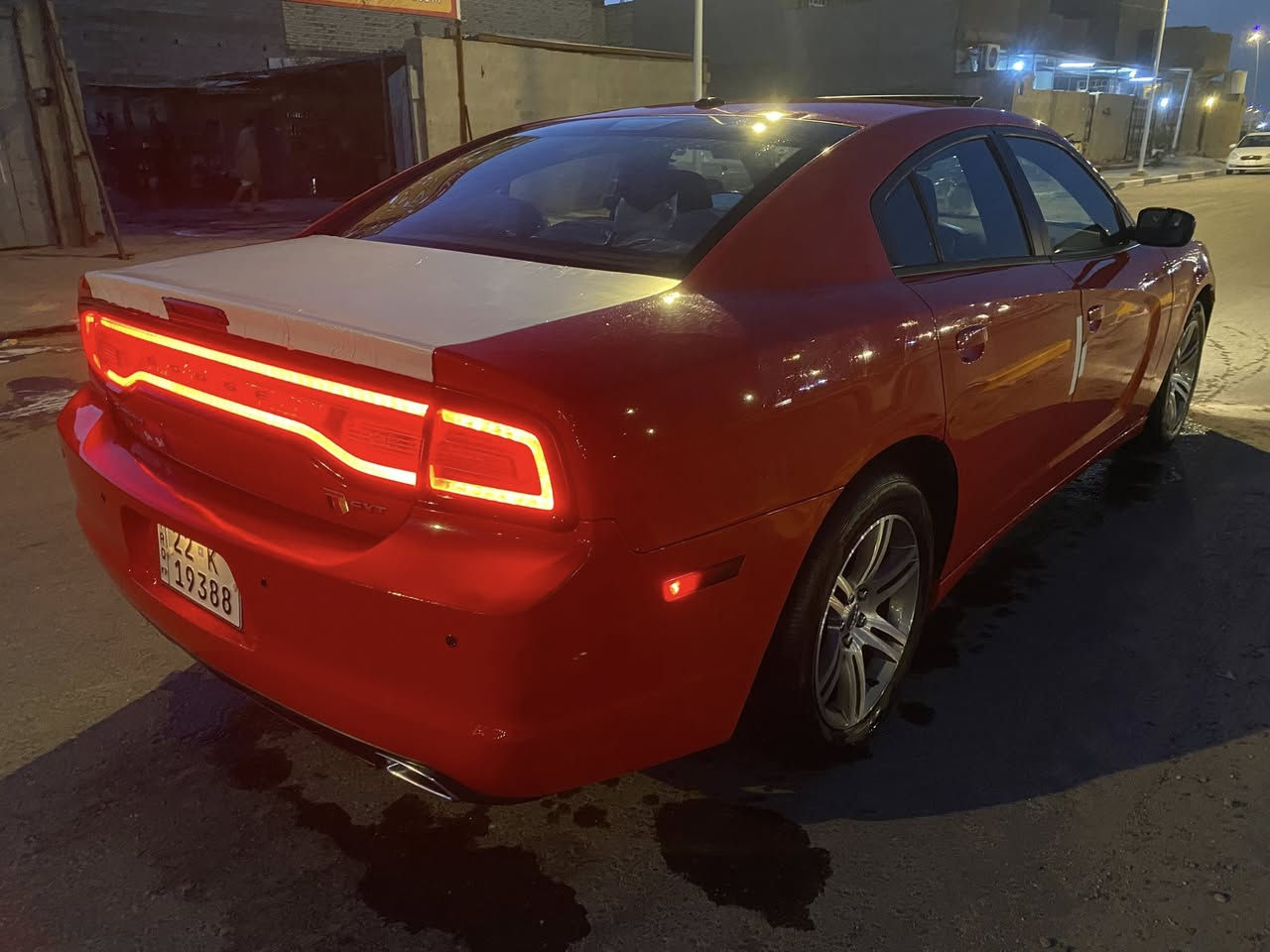 جارجر مديل 2014 السياره جاهزه من كلشي أربيل تخم تاير جديد مكينه كير حداد كلهه جديد السعر 180 وهاذ رقم الي استفسار ***********
