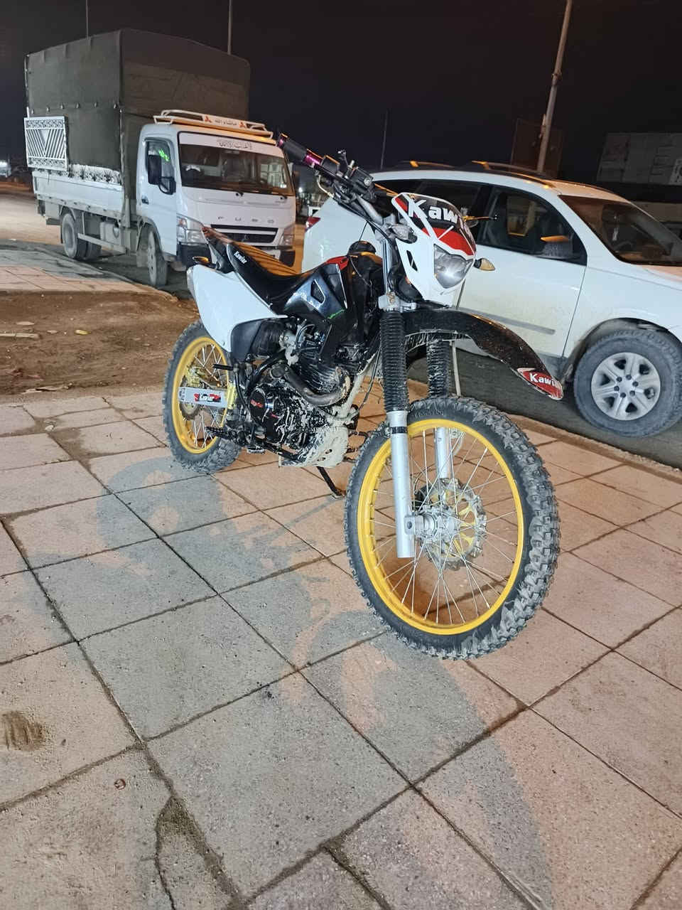 دراجه قفاز كاويار موديل 2025محرك 250دراجه شلعه تاكل الكاع كزوز مرعب اوراق كامله رقم . ‏‪***********‬‏خاص مغلق اتصل عل رقم وبيك خير وتددل تحياتي مرخصتك ادمن
