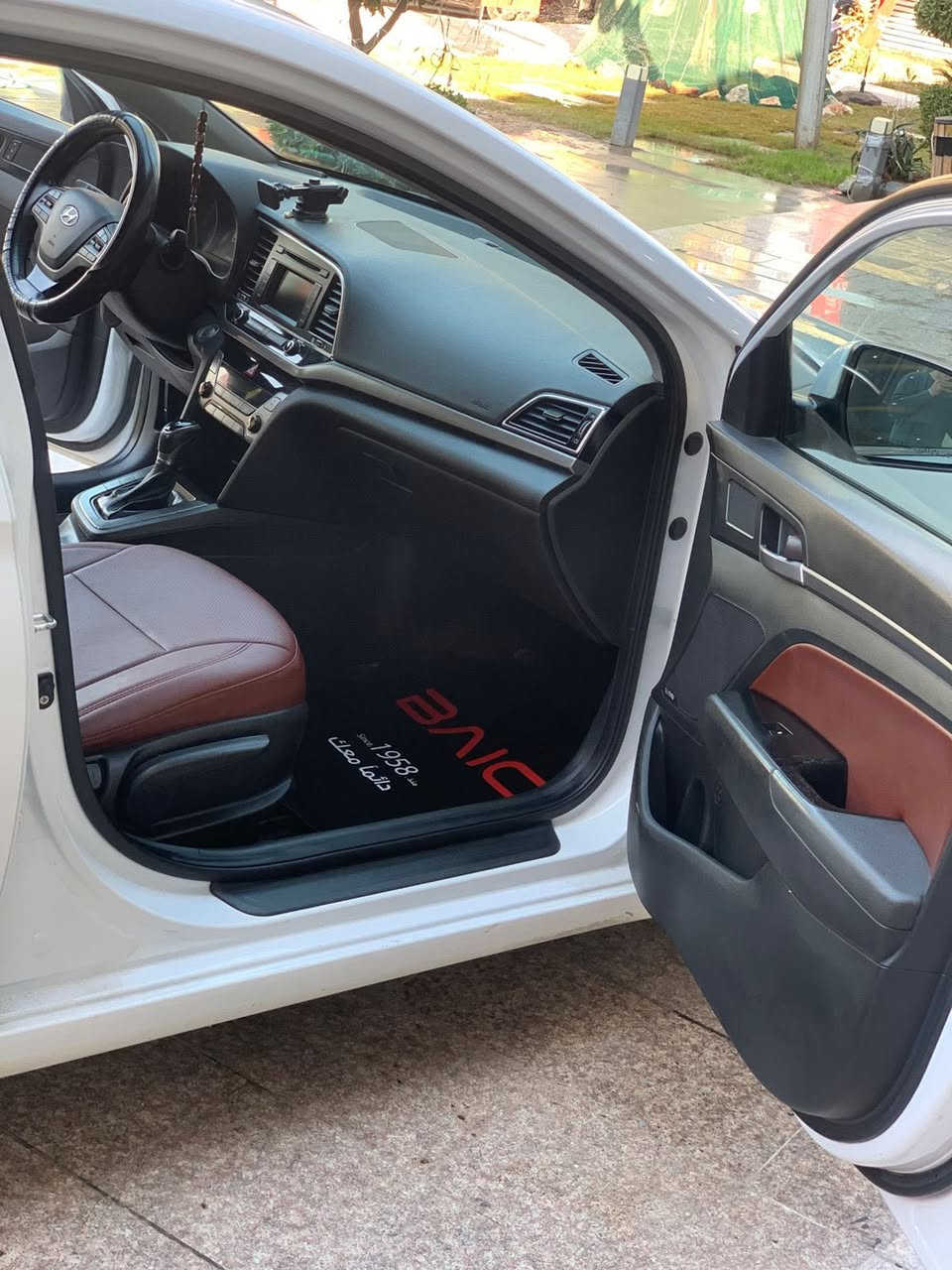 🚗 النترا 2017 خليجي للبيع – فول مواصفات!
• مسجلة سنوية 2016�• مشتراة وكالة هيونداي وعلى إيدي�• حالة ممتازة بدون نقصان�• فقط بارد جاملغ يمين�• كفالة (كير + محرك + صبغ)
أهم المواصفات:
+محرك 2000
* كاميرا خلفية + حساسات أمامي/خلفي
* سلايد روف
* بصمة تشغيل + أبواب + صندوق
* صندوق ذكي
* جلد كامل
* تبريد وتدفئة أمامي + تدفئة خلفي
* مرايا شفط + مرايا قلاب مع LED
* رادارات جانبية
* نظام ترحيب
* ويل كب 17
📍 المكان: بغداد – الجادرية�💰 السعر: 150$�📞 للتواصل: ***********
