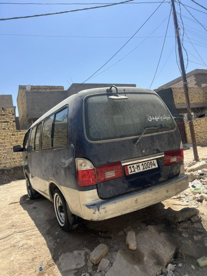 سلام علكيم
ابريجو للبيع 96 باص سنويه ل28 هزه  ماساقطه 

مصبوغه حزام 

مكينه بيه خيط بخار 

كير اكسل مكفول حداديه حلو 

كهربائيه ع وضع الشركه 

مابيه أي نقص 

المكان حله شارع 80 

السعر48وبيه مجال 

 الرقم ***********
