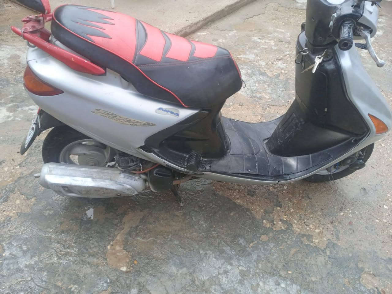 السلام عليكم دراجة فراشه مجفته صار 4 ايام. مكينه خير من الله كهرباء كلها شغاله بس سلف متشتغل اول هندر تشتغل مكاني كوت
ب300 وبيها مجال بسيط حك الجية


**إذا كنت صاحب هذا الإعلان وتريد حذفه لأي سبب، رجاءا أرسل رسالة إلى الدعم الفني**