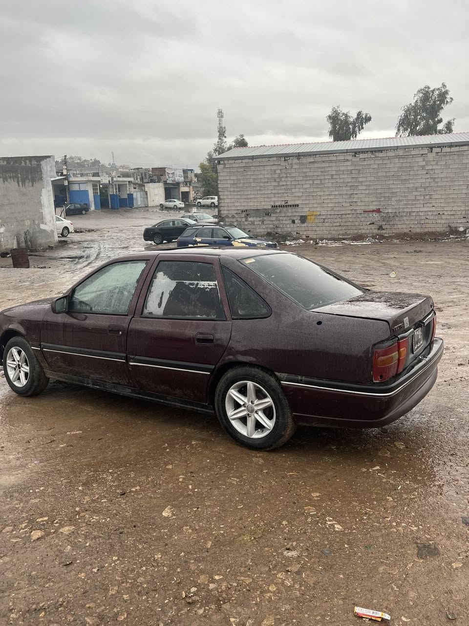 سلاوبەناوی خوا  ئۆپڵ ڤیکترا مەکینە  16گێڕ و مەکینە بەشەرت تەقەو رەقە بەشەرت کارەبای  مەزبوتە تا بلێێ سەیارەکە توند تۆڵە مۆدێل 1995 چوار تایەو ویلی نوێی لەژێرە حلوجە ماڵی مەدەنی بەشەرت سحر 12وەرەقەو مەجالێکی کەم ژ.م     *********** كويسينجاك, أربيل
