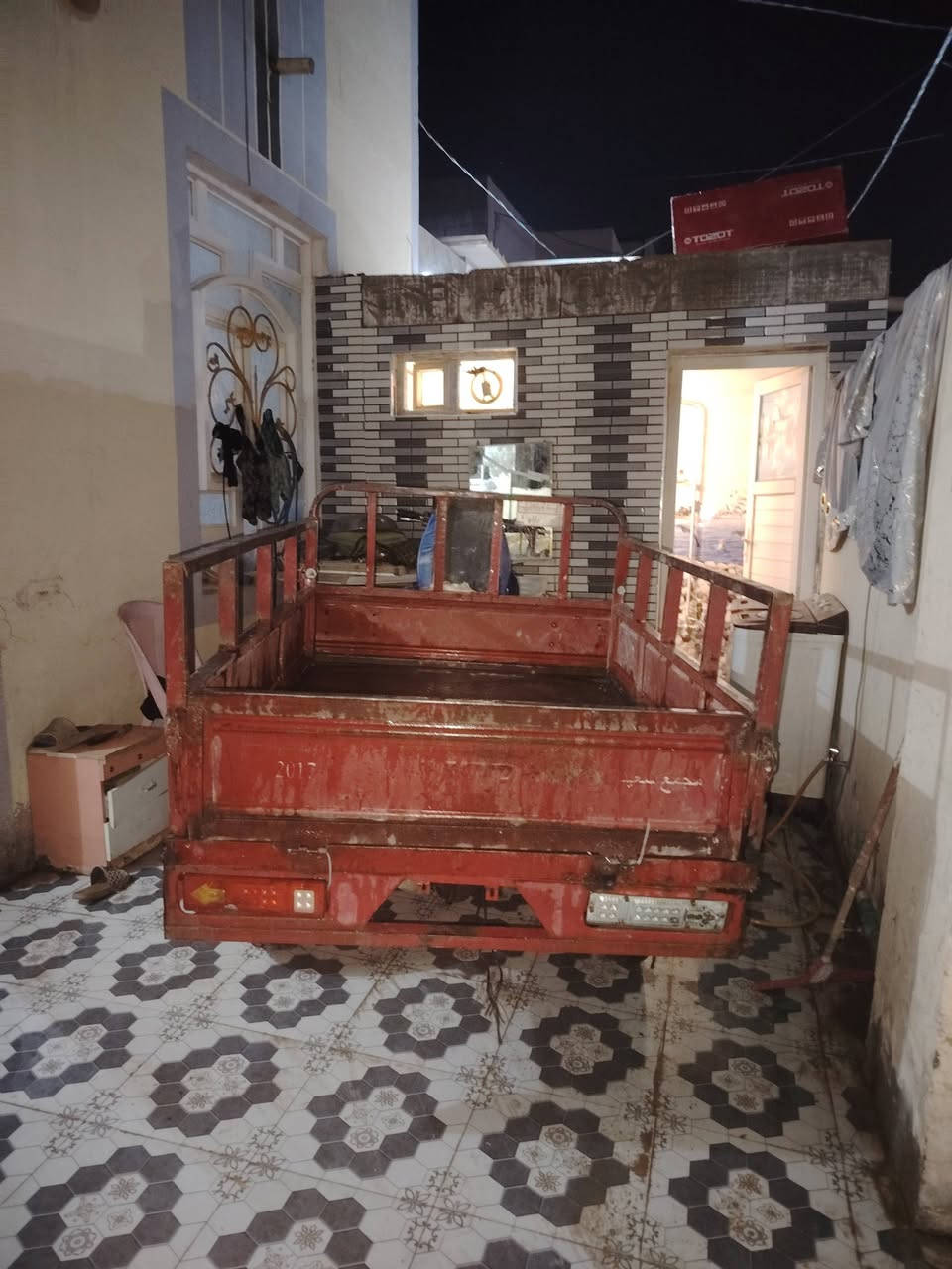 سلام عليكم ستوته رقم وسنويه مداور ثاني مديل 11رقم بابل مشروع وطني لبيع مكانها نجف ابصخير *********** سعر واحد و ٣٠٠ وبيهه مجال لشراي
