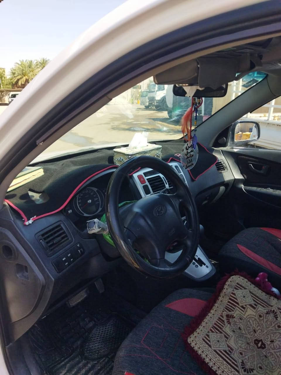 توسان ٢٠٠٨ خليجي بيها طخه بطرف الجاملغ بأسمي سنويه جديده لغاية ٢٠٢٩ محرك وكير وصدر جاهزات مكاني كربلاء ***********.السعر 110
