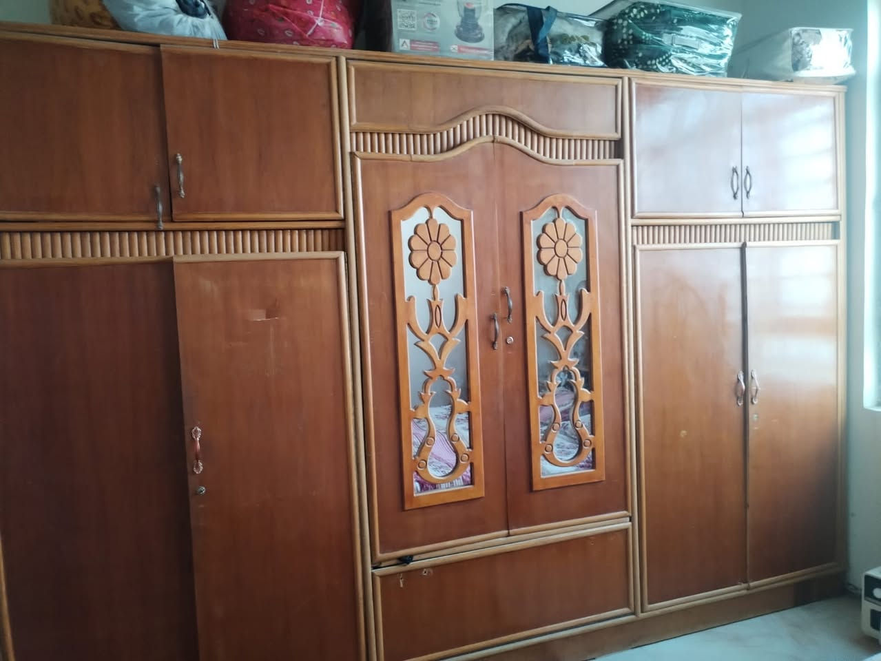 غرفة صاج تسگام كنتور ابو السته ملحق زاويه كنتوريه *********** ألسعر ٣٧٥
