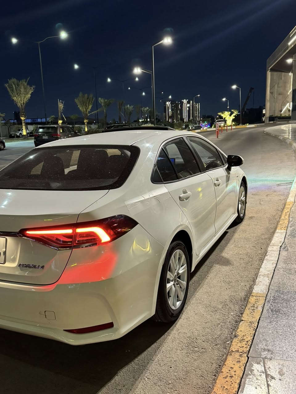 سلام عليكم 
كورلا 2024 شكل الخليجي مكفولة كفالة عامة
ماشية31 
فول مواصفات 
باسمي تحويل مباشر
السعر 147
***********
بغداد حي الجهاد
