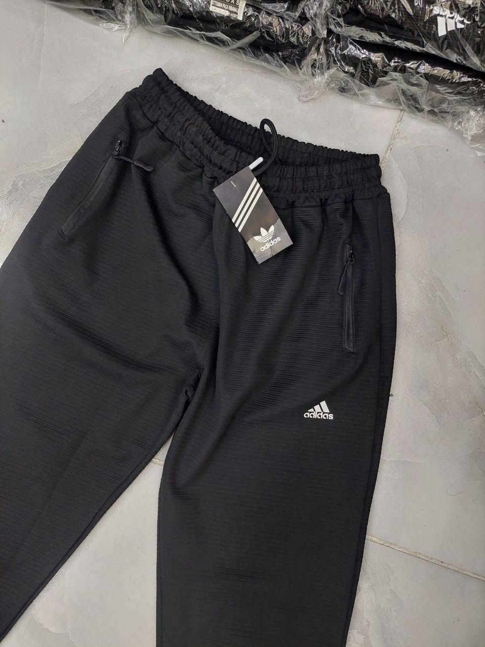 شروة 
تقريبا 1000  قطعة 400 بيطلع سكوبا 600 Ottoman

مقاس. Smlxlxxl 

سعر.   2.50$


**إذا كنت صاحب هذا الإعلان وتريد حذفه لأي سبب، رجاءا أرسل رسالة إلى الدعم الفني**