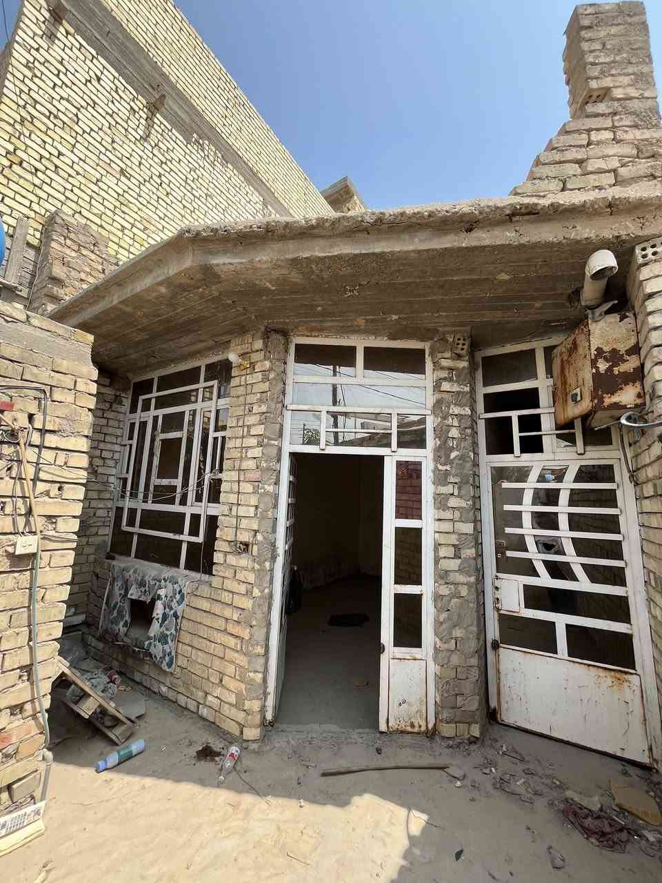 دار للبيع
المساحة ١٠٠م ٥*٢٠

العنوان :حي الكوفة/شارع الصورة -الجهة اليسرى - فرع اسواق ادم

بناء طابق واحد

للاستفسار الاتصال على الرقم ***********
