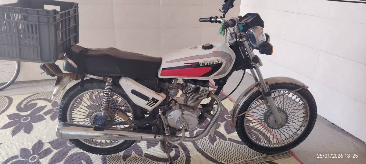 سلام عليكم دراجه لبيع اوراق موديل 2021سعر 400وبيه مجال حك جيه ومكان القاسم وانتصال  رقم***********
