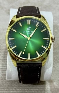 ساعة • مع التوصيل