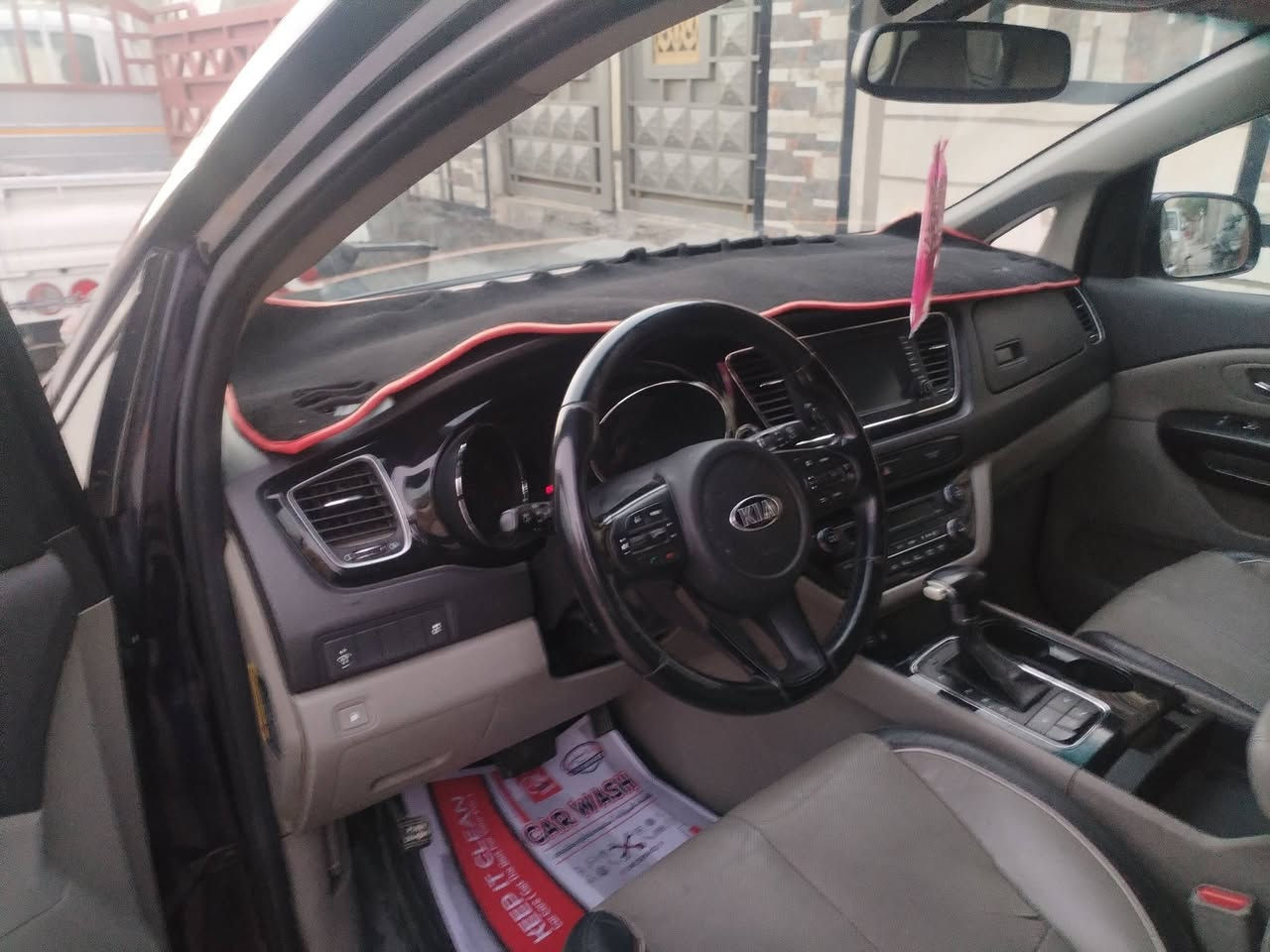 سلام عليكم سيدونا مديل ١٨ بصمه بيبان كهربائي كشنات كهربائي جنطه كهربائي ماشيه ١٠٩ رقمه نجف الجديد بسمي مكاني سماوه رقمي *********** ضربتهه باب وجاملخ جهت السايق
